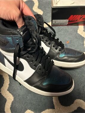 Nike Air Jordan 1 High OG - Black White Iridescent Teal